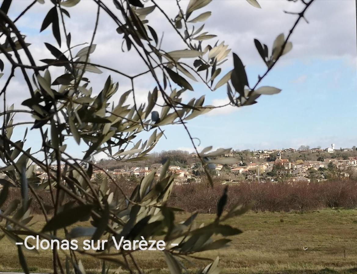 Comme A La Maison Appartement Clonas-sur-Vareze